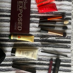 Makeup/Skincare Bundle